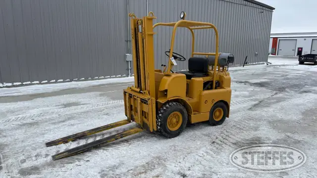 Allis-Chalmers forklift