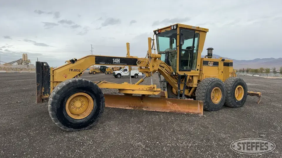 1998 CAT 14H Motor Grader