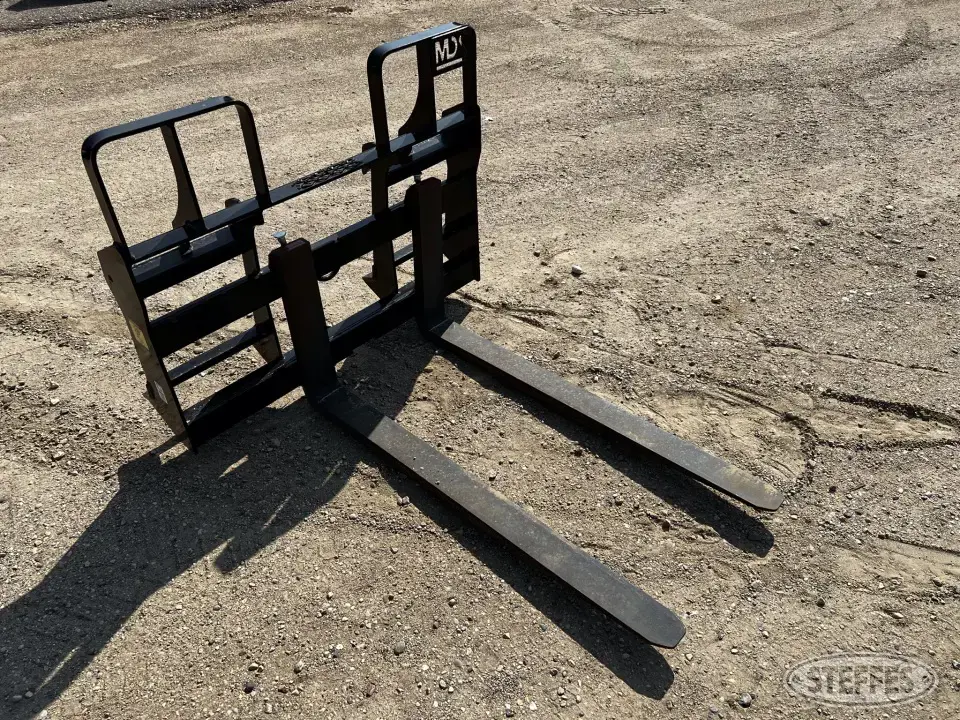 2022 MDS Skid Steer Fork