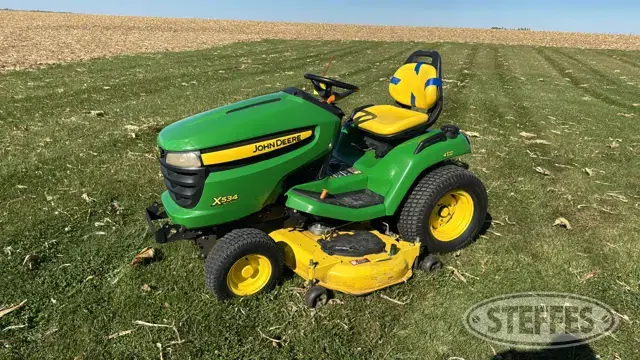 John Deere X534