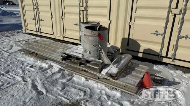 Approx. (15) sheets of metal siding