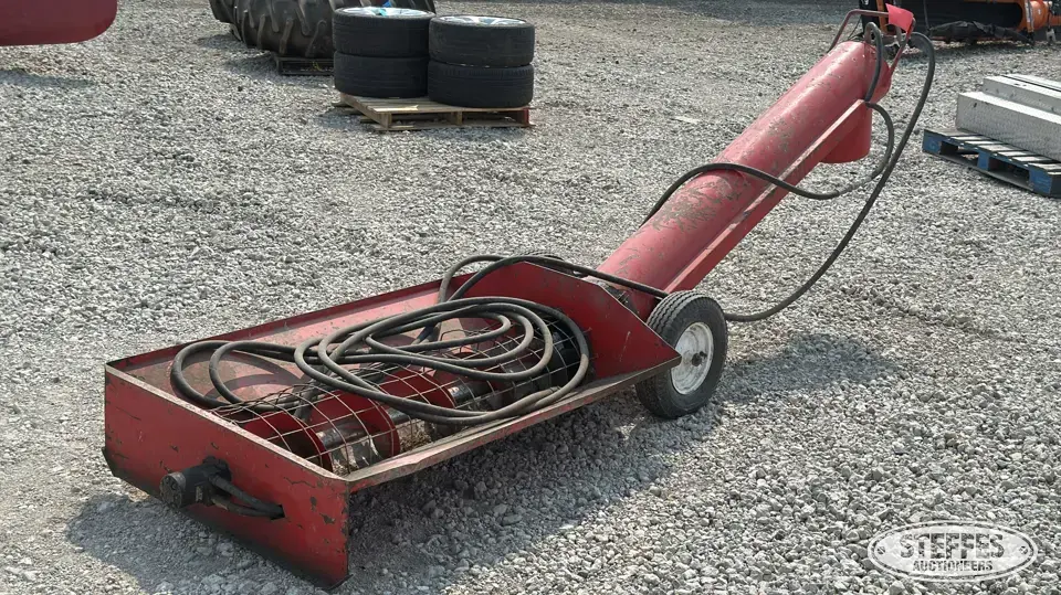 Wheatheart jump auger Transfer-Jump Augers and Conveyor