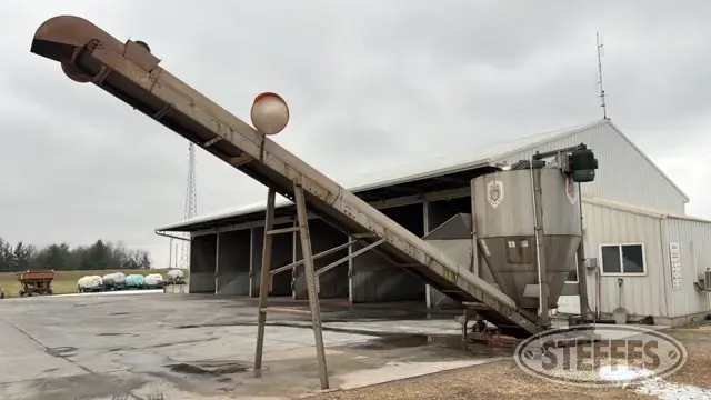 Doyle Vertical Blender