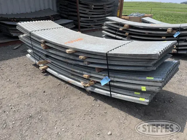 Circle flat bottom grain bin