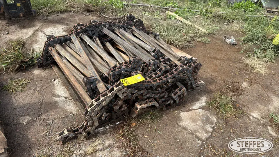 Apron chain Ag Equipment Part