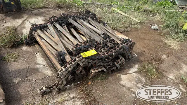 Apron chain