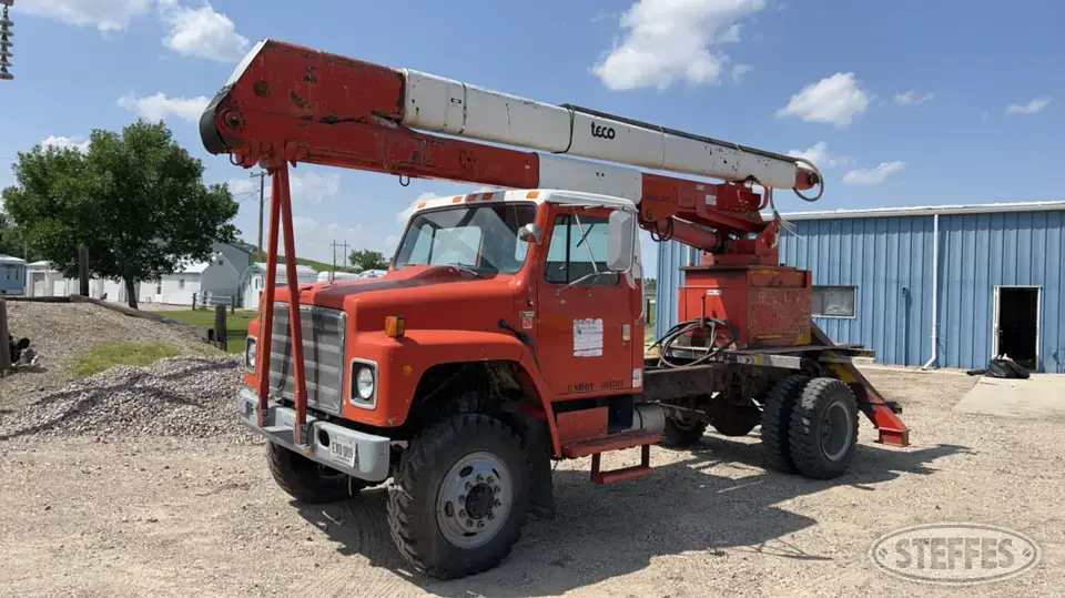 1981 International 1854 Specialty Truck