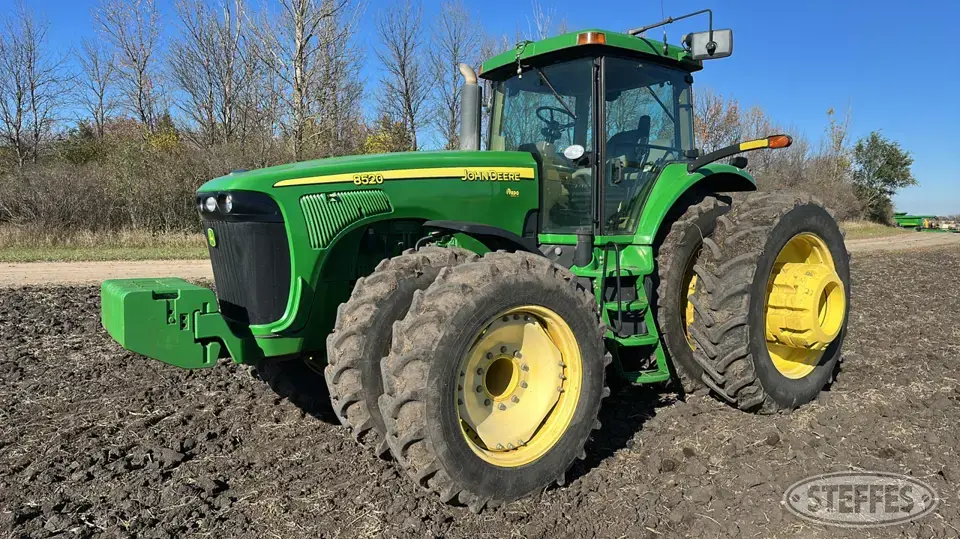 2005 John Deere 8520 MFWD Tractor