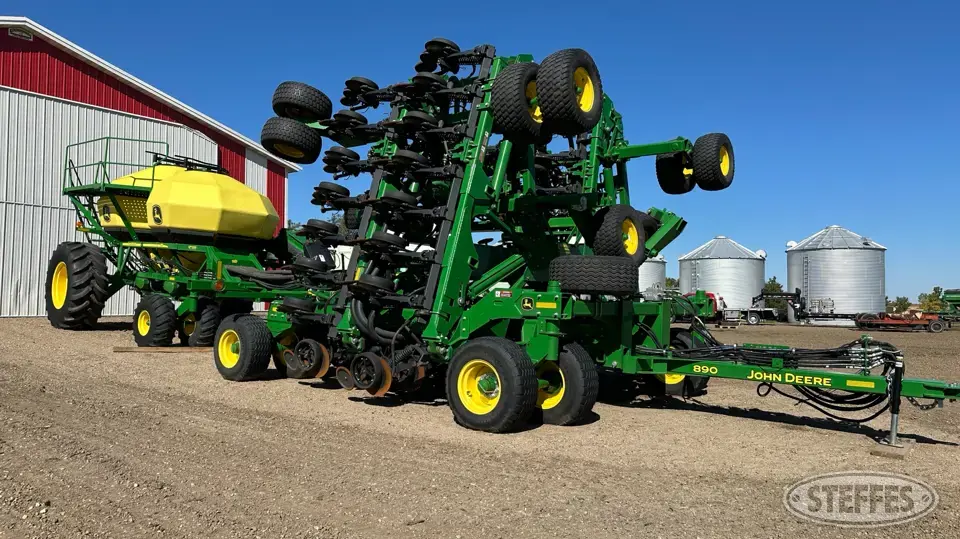2018 John Deere 1890 Air Drills and Air Seeder