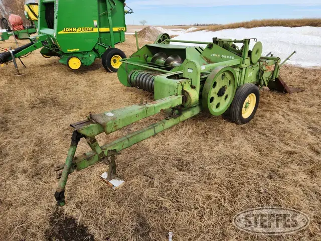 1960 John Deere 14T
