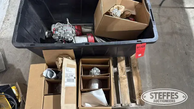 (5) Case IH air ride cab compressors