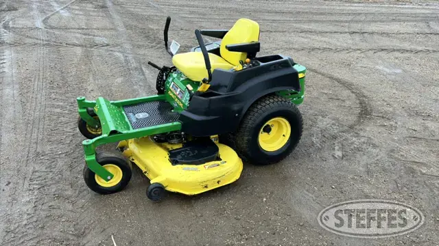 2012 John Deere Z445