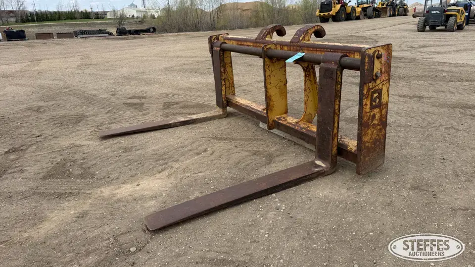 Balderson wheel loader forks Loader Attachment