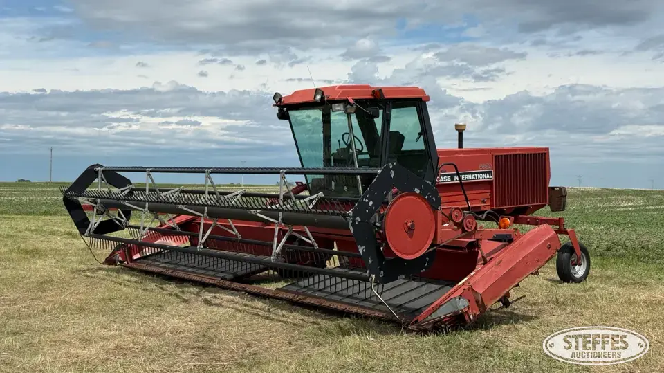 1993 Case IH 8820 Self-Propelled Swather