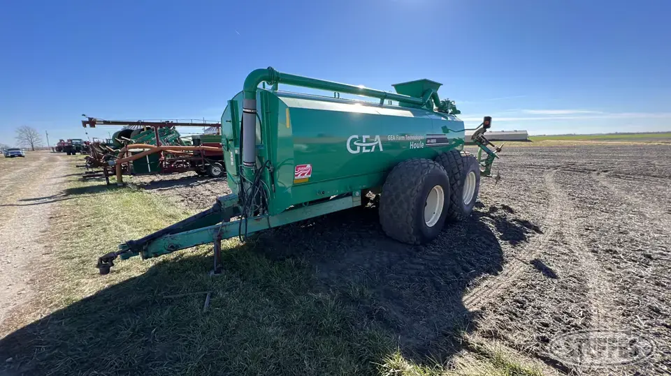 Houle EL84-4000 Manure Application Equipment
