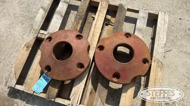 (2) Farmall Cub rear wheel weights