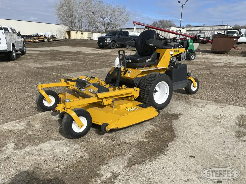 Walker WH37I-16 Lawn Tractor