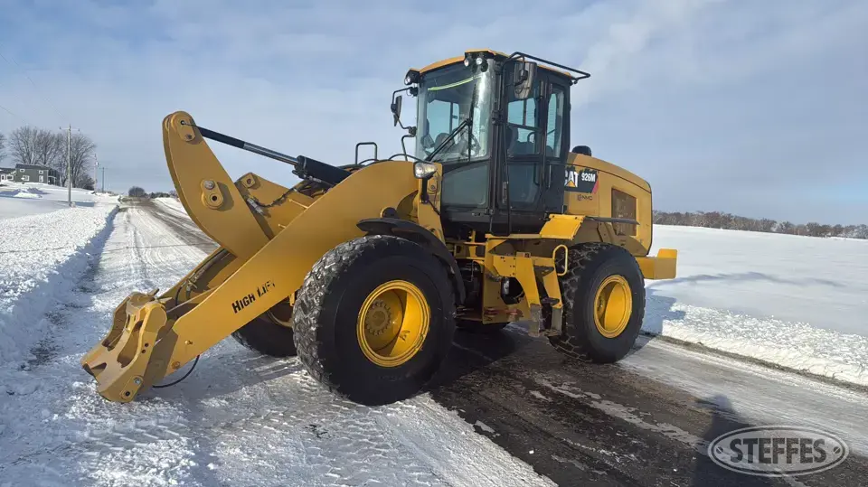 2020 CAT 926M Wheel Loader