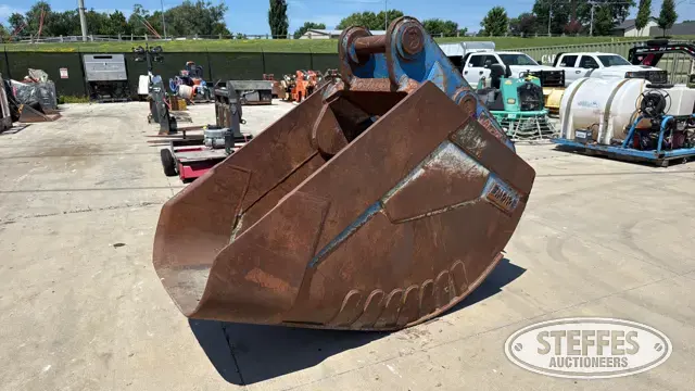 Empire excavator bucket