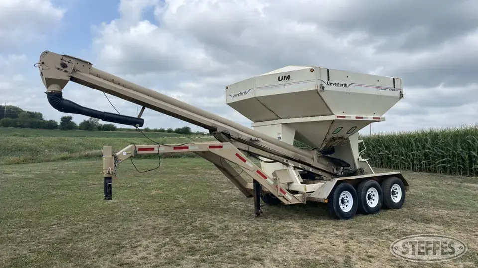 2012 Unverferth 3750 Bulk Seed Tender Trailer