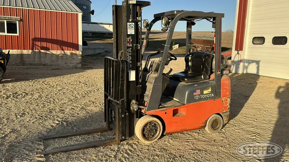 Toyota 7GCU18 Warehouse Forklift