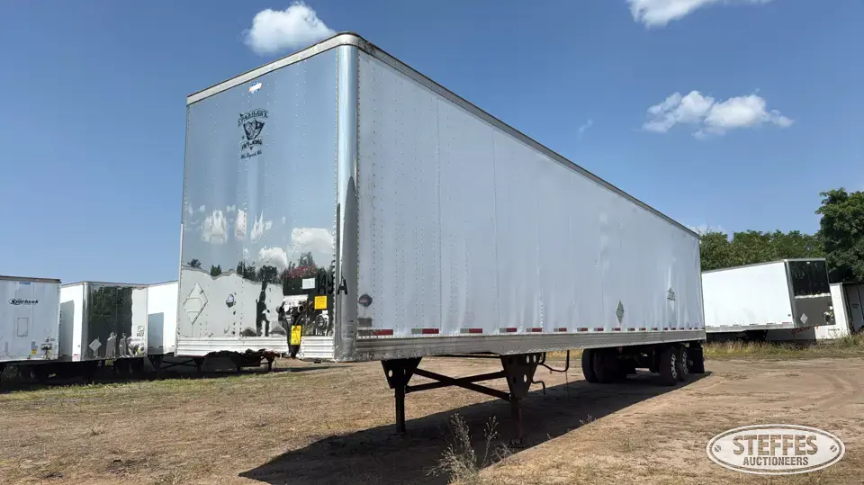 2006 Utility VS2DC Van Trailer