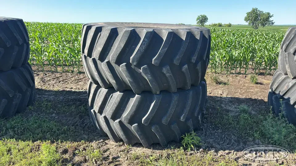 (2) Firestone 800/70R38 tires Tractor-Implement Tire