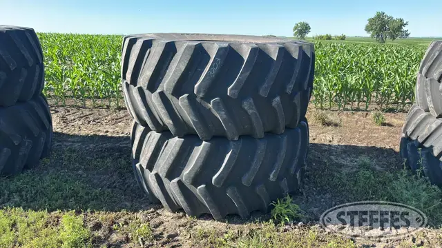 (2) Firestone 800/70R38 tires