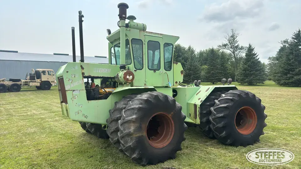 1971 Steiger Bearcat 4WD Tractor