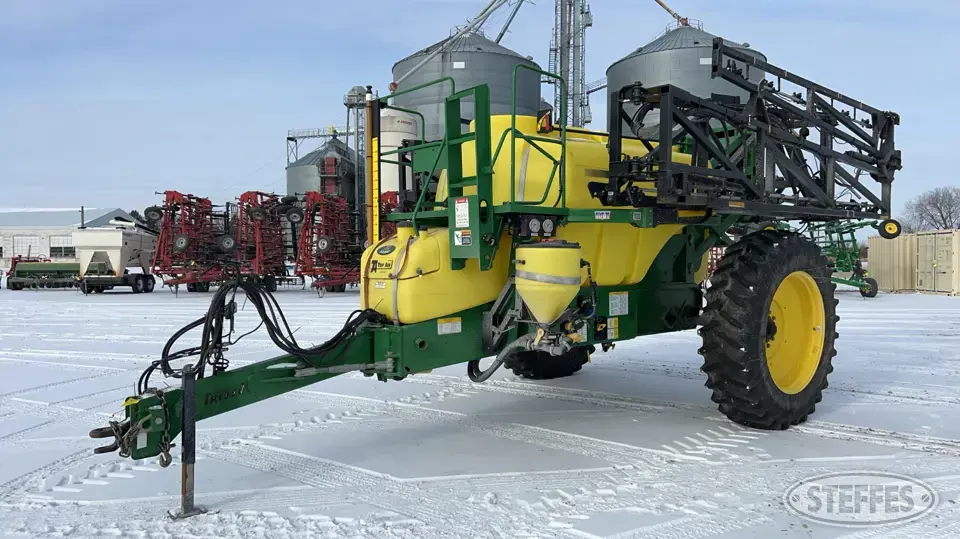 2017 Top Air TA1600 Pull-Type Sprayer