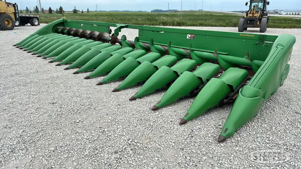 2014 John Deere 618C Corn Head