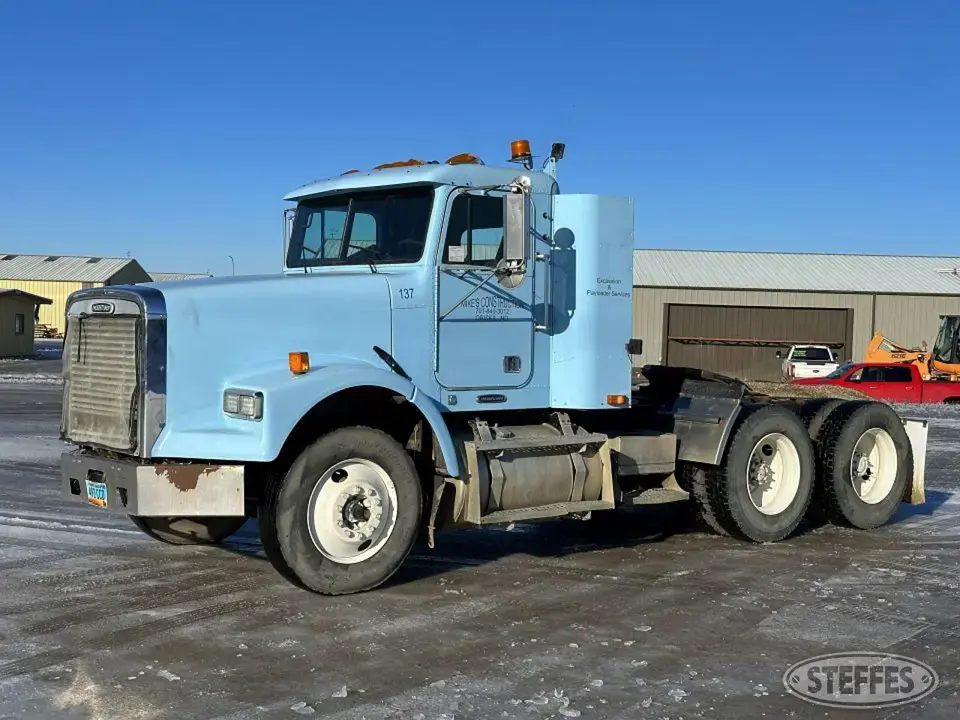 1998 Freightliner FLD120 Conventional Truck without Sleeper