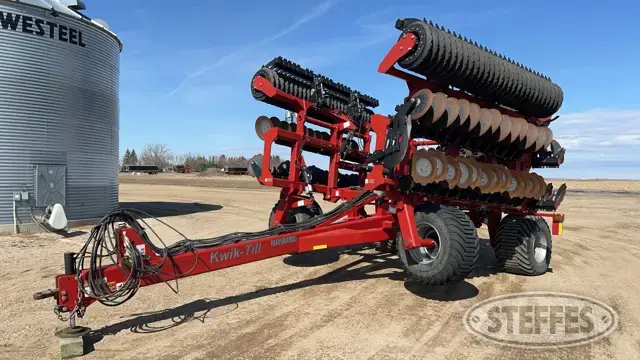 2019 Kwik-Till HSD3500