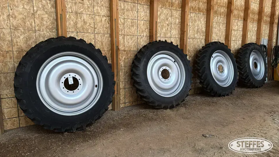 (4) BKT Agri-Max RT945 380/90R46 tires Tractor-Implement Tire