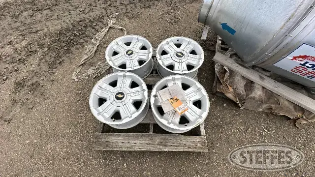 (4) Chevrolet pickup rims
