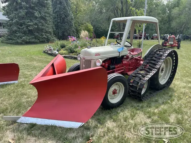 1947 Ford 8N