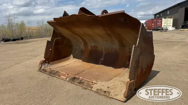 CAT wheel loader bucket
