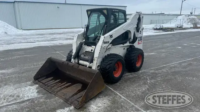 2003 Bobcat S300