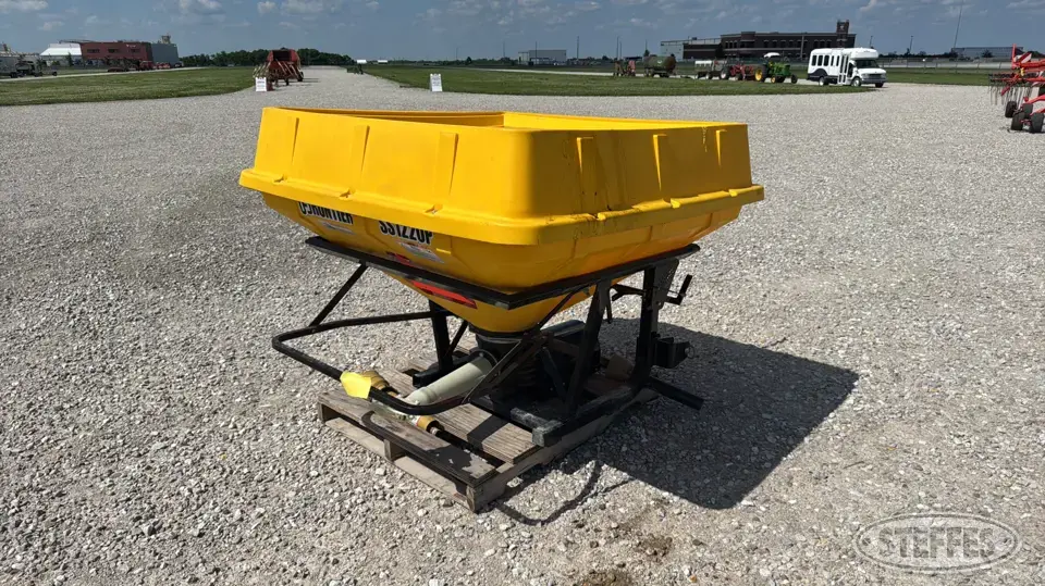 Frontier SS1220P Lawn Sprayers and Spreader