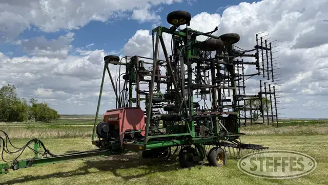 John Deere 1650