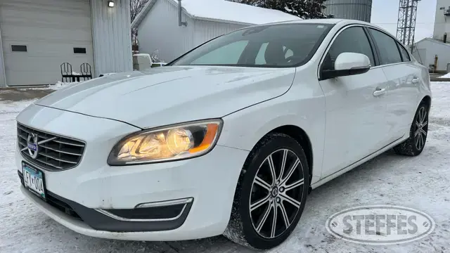 2016 Volvo T5 Inscription Premier