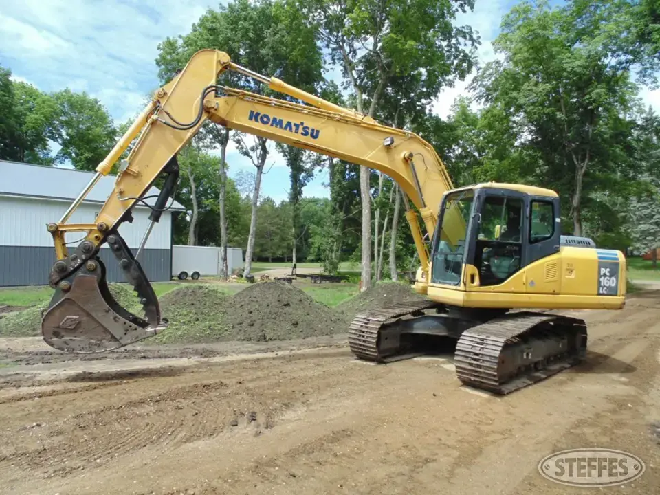 2005 Komatsu PC160LC-7 Excavator
