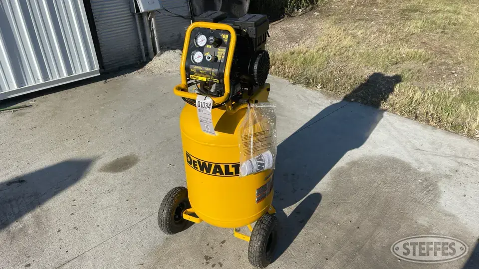 DeWalt portable air compressor Air Tools and Compressor