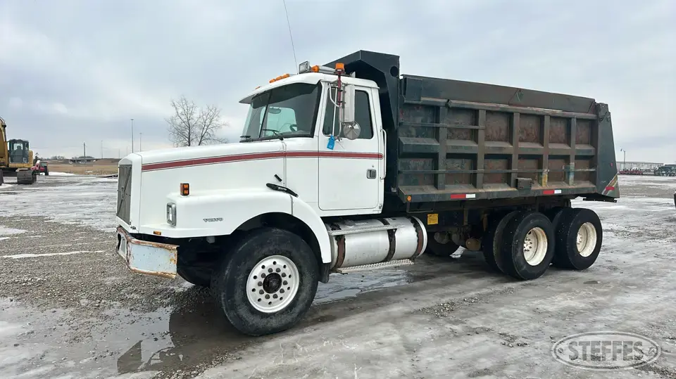 1997 Volvo WG Dump Truck