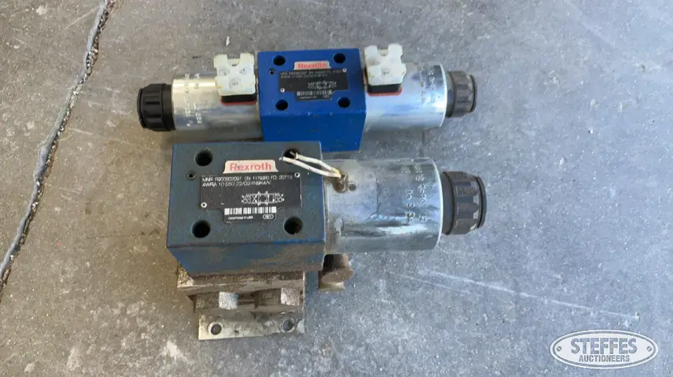 Rexroth R900902097 proportional directional valve Ag Equipment Part