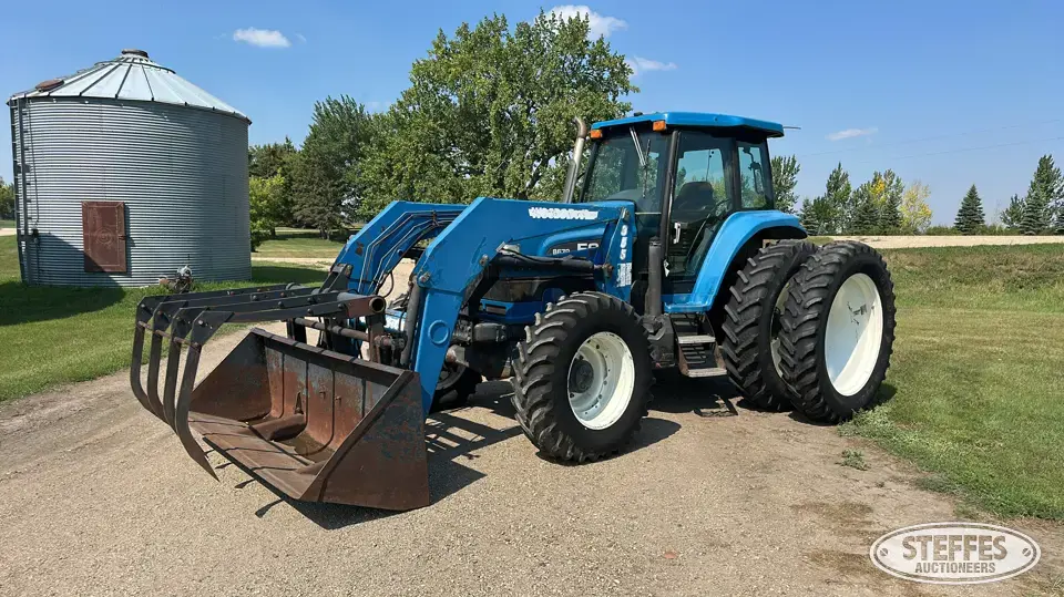1993 Ford 8670 MFWD Tractor