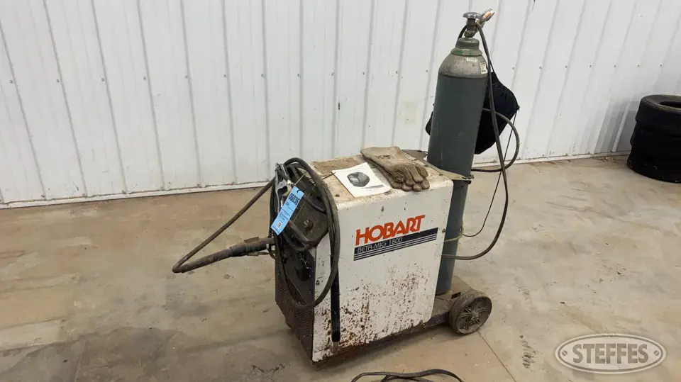 Hobart Beta-Mig 1800 Welding