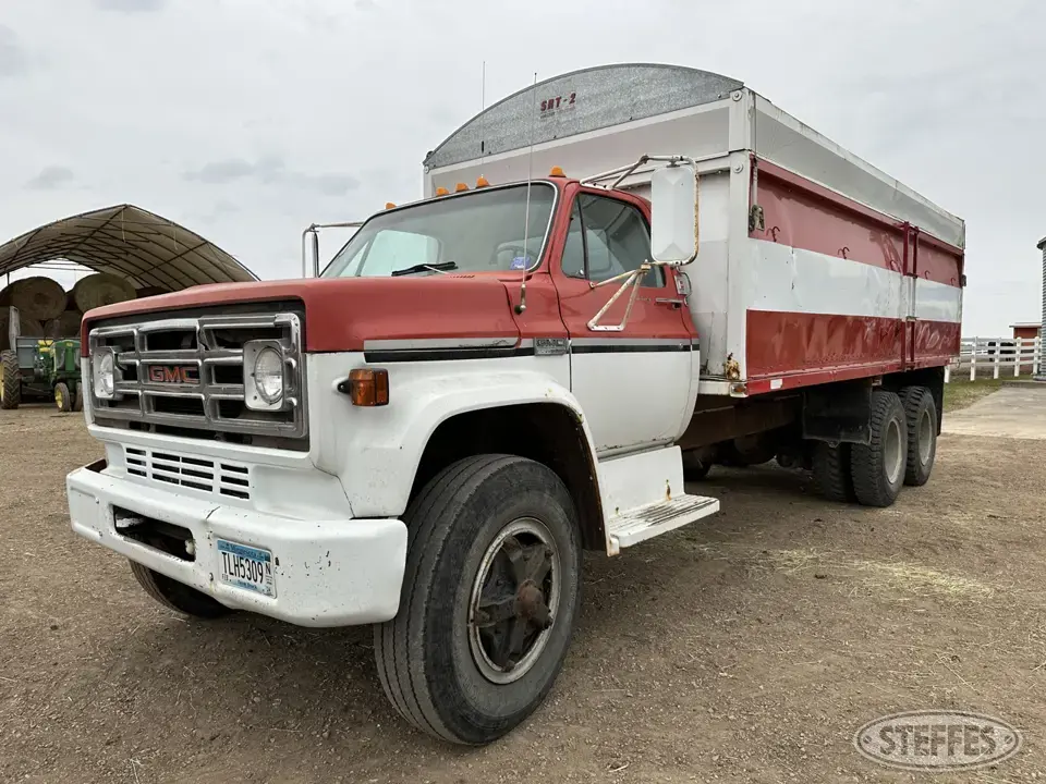 1974 GMC 6500 Tandem Boxed Truck