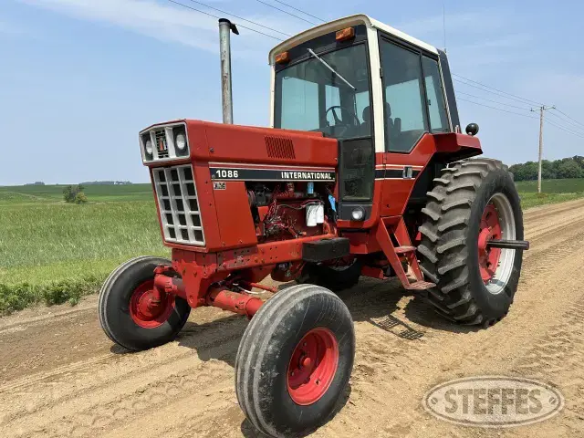 1980 IHC 1086