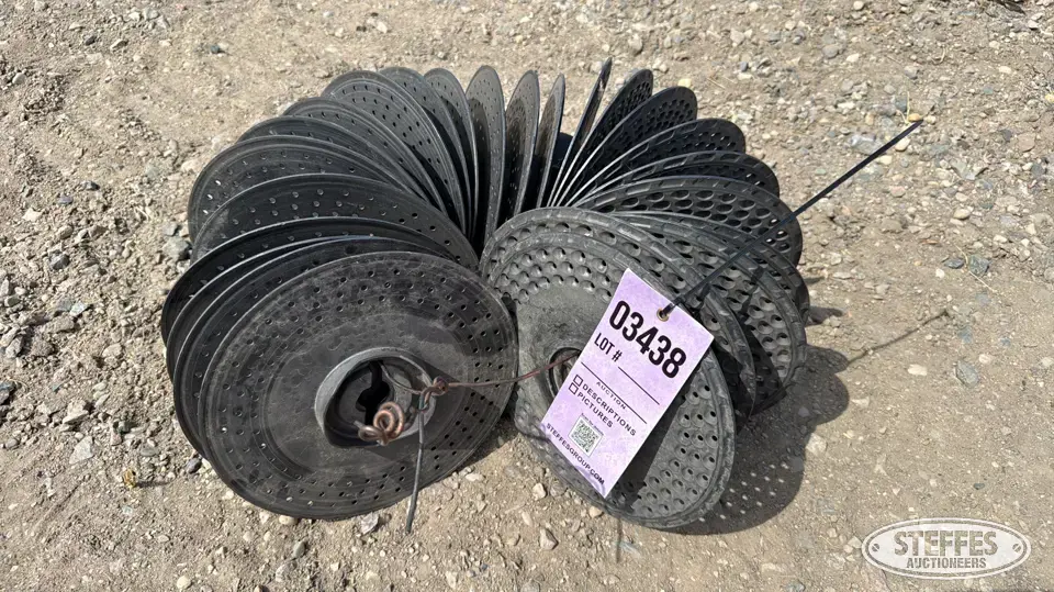 (24) John Deere soybean plates Ag Equipment Part
